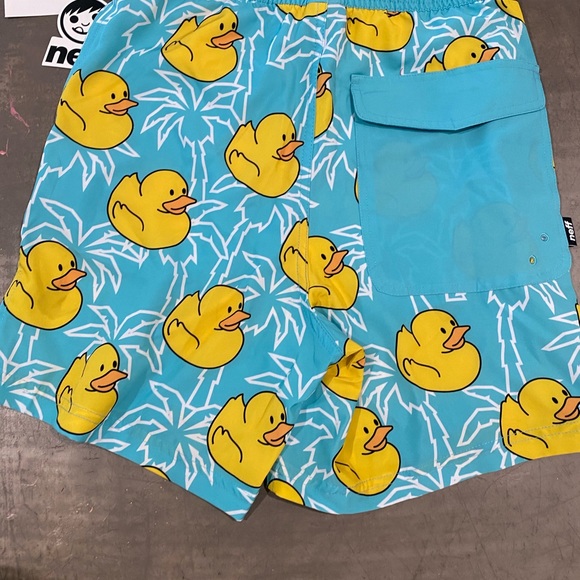 Unisex 🐥board shorts by NEFF! Side pockets and a large pocket in back- see pic! - Picture 10 of 11